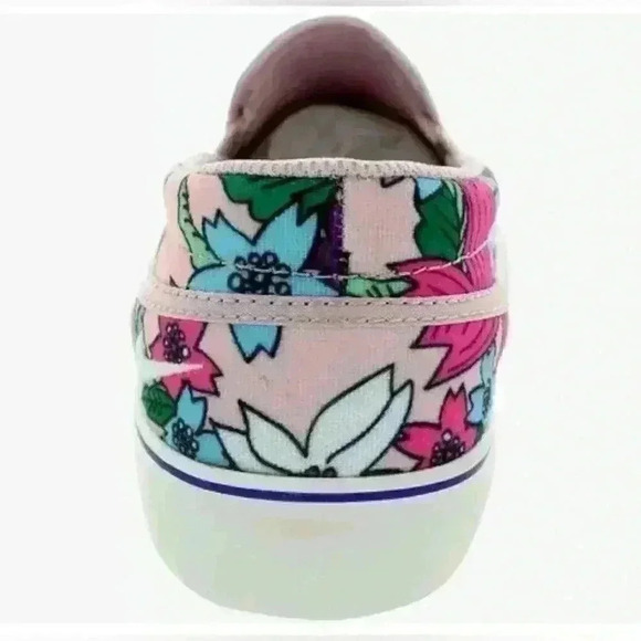 Nike Toki Aloha Pink Floral Slip-On Sneaker 7 Boardwalk Chic Coastal Sporty Vaca - Picture 3 of 16